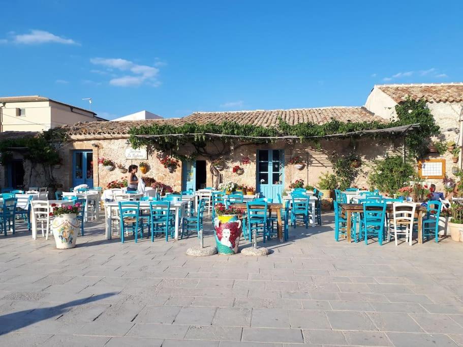La Terrazza Di Mariel Lägenhet Pachino Exteriör bild